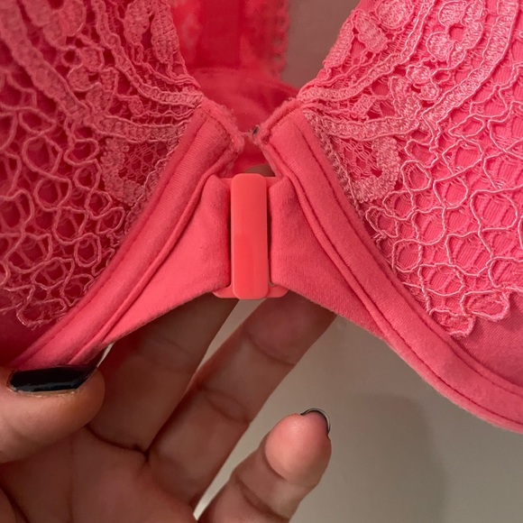 Victoria's Secret Vibrant Pink size 38DD body by Victoria racer back Demi - Picture 2 of 4
